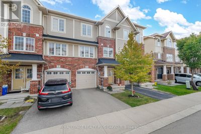 9 Dorchester Terr, Townhouse with 3 bedrooms, 3 bathrooms and 2 parking in Stoney Creek ON | Image 3