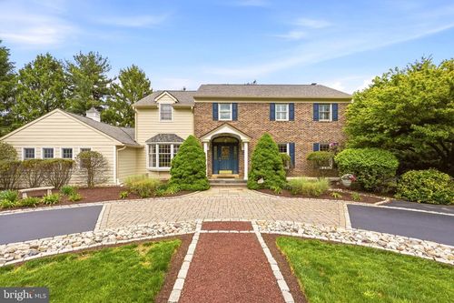 1315 N Tulip Dr, WEST CHESTER, PA, 19380-1468 | Card Image