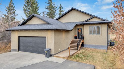 15 Creek Rd, Ponoka, AB, T4J1R3 | Card Image