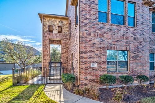 4317 Pecan Knoll Dr, Mckinney, TX, 75070-1015 | Card Image