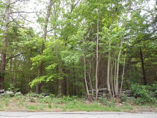 47 Huntington Ave, Norwich, CT, 06360-2103 | Card Image