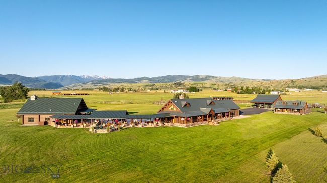 1021 Gateway South Rd, Home with 7 bedrooms, 7 bathrooms and null parking in Gallatin Gateway MT | Image 8