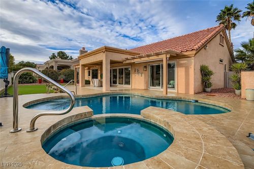 9101 Villa Ridge Dr, Las Vegas, NV, 89134-8986 | Card Image