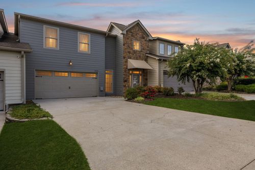 2325 Rivendell Ln, Chattanooga, TN, 37421-2792 | Card Image