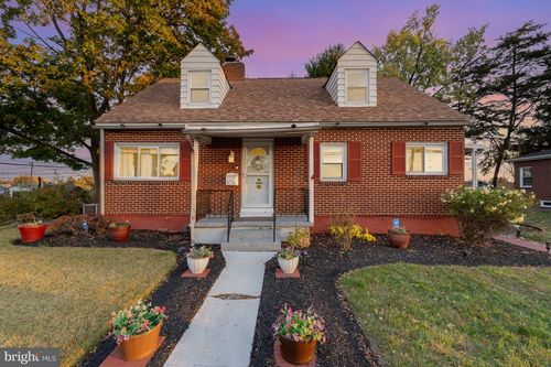 2900 Boas St, HARRISBURG, PA, 17103-2129 | Card Image