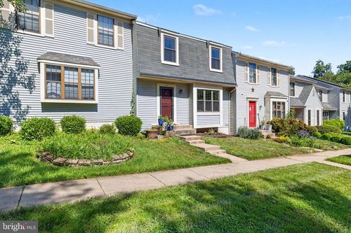 27 Aldridge Ct, STERLING, VA, 20165-5741 | Card Image