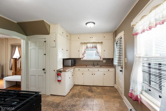 1120 E Front St, House other with 3 bedrooms, 1 bathrooms and null parking in Plainfield NJ | Image 12