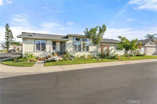 spc-133-140 W Pioneer Ave, Redlands, CA, 92374-1620 | Card Image