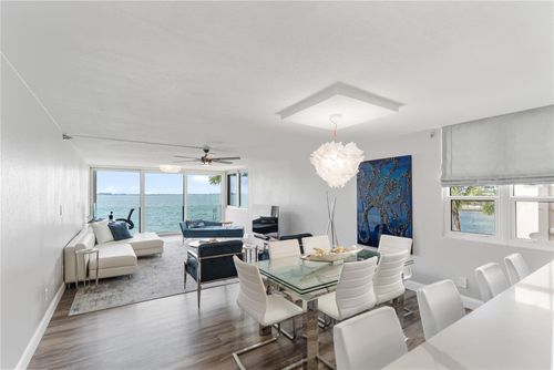 apt-201-97 Sunset Dr, Sarasota, FL, 34236-5579 | Card Image