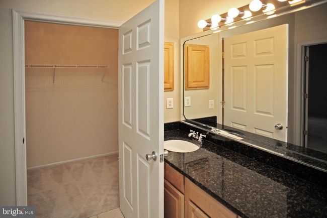 UNIT-2303 - 1600 Spring Gate Dr, Condo with 3 bedrooms, 2 bathrooms and null parking in MCLEAN VA | Image 17