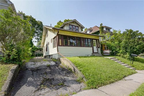 35 Midvale, Rochester, NY, 14619 | Card Image