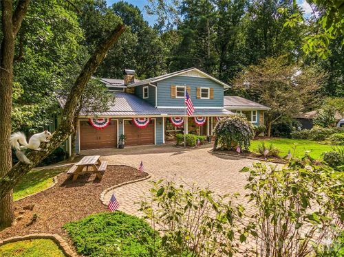135 Dogwood Dr, Brevard, NC, 28712-3809 | Card Image
