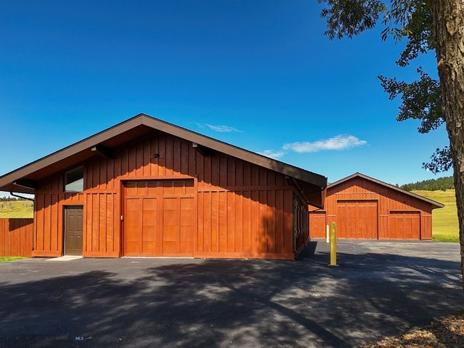 7180 Tepee Ridge Rd, House other with 3 bedrooms, 3 bathrooms and null parking in Bozeman MT | Image 68
