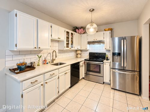 4-131 Oak St, Waterbury, CT, 06704-4100 | Card Image
