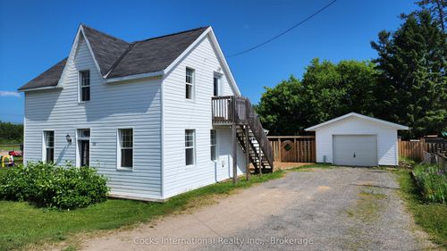 13 Main St, Sundridge, ON, P0A1Z0 | Card Image