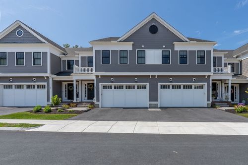 19-19 Cutter Ln, Amesbury, MA, 01913-4258 | Card Image