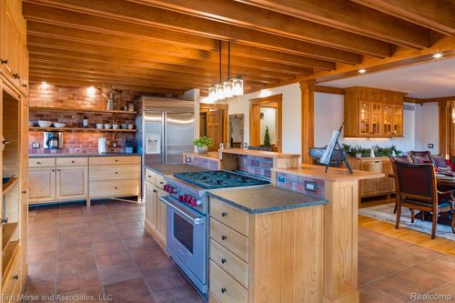 2260 Rock Valley Rd, Metamora, MI, 48455-9333 | Card Image