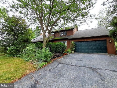 1316 Springfield Cir, BOALSBURG, PA, 16827-1664 | Card Image