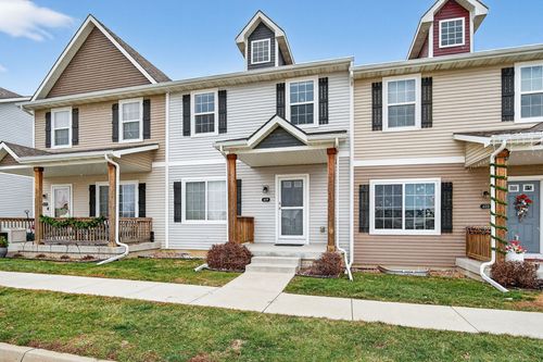 619 Kingston Ave, Norwalk, IA, 50211-3215 | Card Image