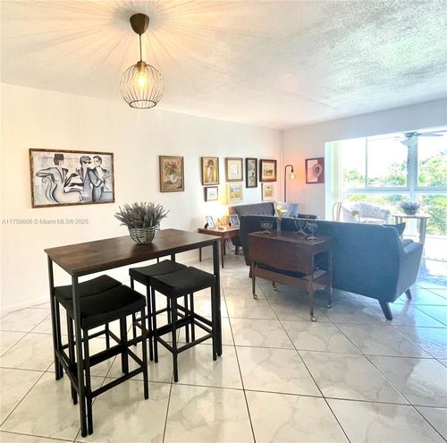 3090-2300 Ne 1st Ln, Boynton Beach, FL, 33435-1953 | Card Image