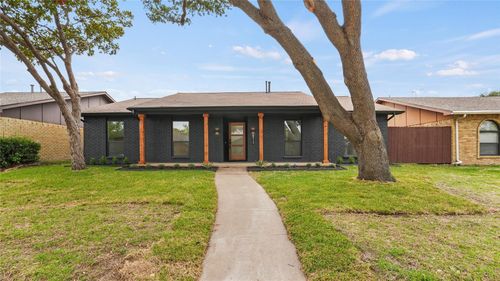 5112 Stanley Dr, The Colony, TX, 75056-2029 | Card Image