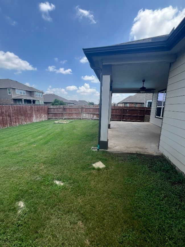330 Grand Junction Trl, House other with 3 bedrooms, 2 bathrooms and null parking in Georgetown TX | Image 28