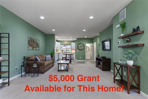 16e-11250 Florence St, Commerce City, CO, 80640-9386 | Card Image