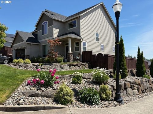 2300 E 6th St, La Center, WA, 98629-3054 | Card Image