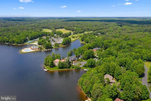 10516 Wildbrooke Ct, SPOTSYLVANIA, VA, 22551-8912 | Card Image