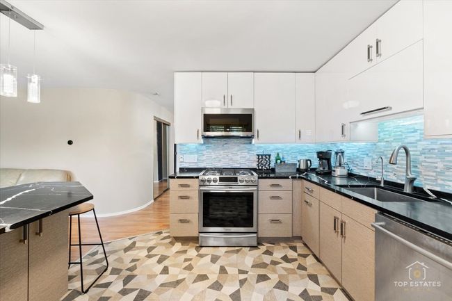 APT-209 - 1550 Sandpebble Dr, Condo with 2 bedrooms, 2 bathrooms and null parking in Wheeling IL | Image 13