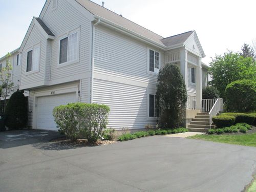 656 Rosehall Ln, Round Lake, IL, 60073-4267 | Card Image