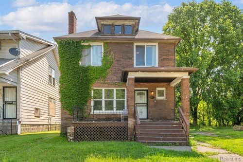 8928 Mackinaw Street, Detroit, MI, 48204 | Card Image