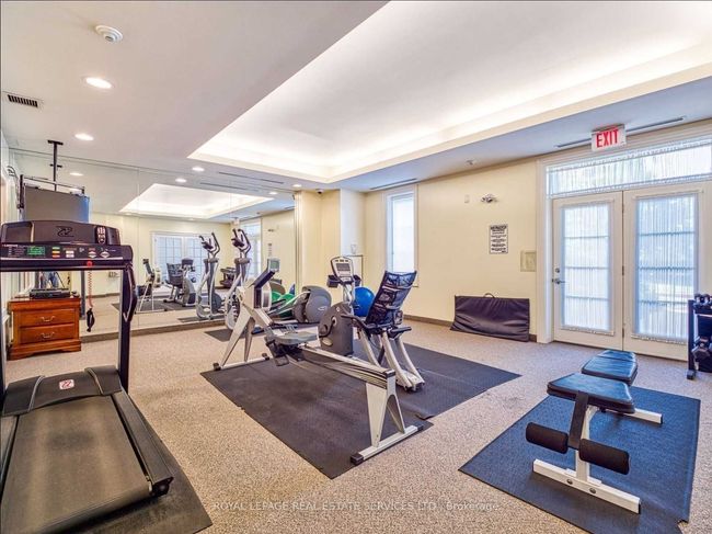 109 - 9519 Keele St, Condo with 2 bedrooms, 2 bathrooms and 2 parking in Maple ON | Image 18