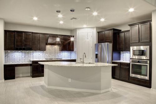 3607 E Salter Dr, Phoenix, AZ, 85050-6504 | Card Image