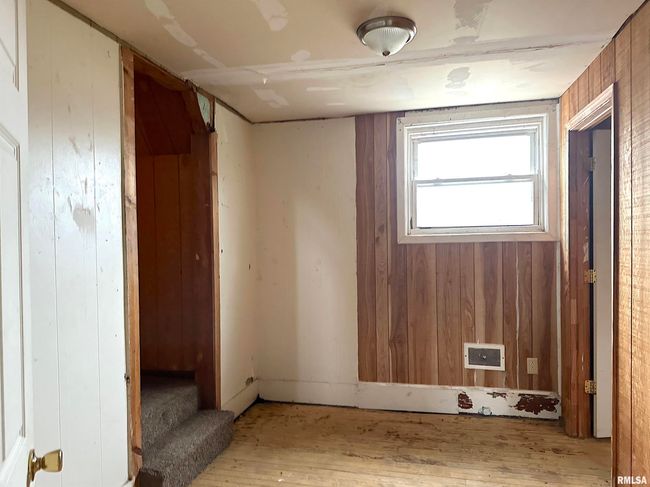 410 S Ash St, House other with 3 bedrooms, 1 bathrooms and null parking in Carbondale IL | Image 8