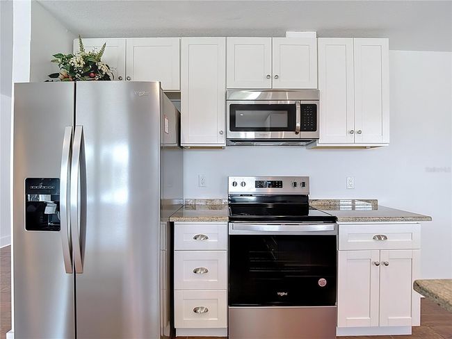 6341 Cocoa Ln, House other with 3 bedrooms, 2 bathrooms and null parking in APOLLO BEACH FL | Image 9