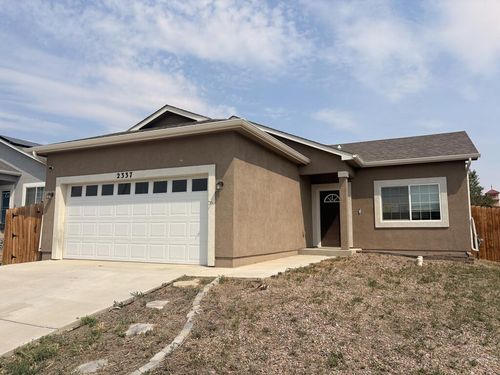 2337 Cruz Ct, Pueblo, CO, 81003-5120 | Card Image