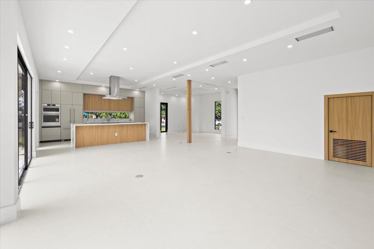 Residential in Dania Beach 5