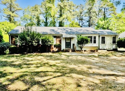 3428 Wade Ave, Raleigh, NC, 27607-4046 | Card Image