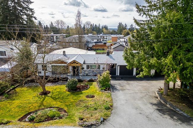 1310 Lemax Avenue, House other with 4 bedrooms, 3 bathrooms and 4 parking in Coquitlam BC | Image 2