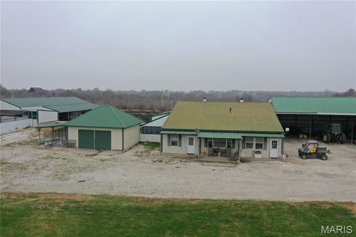 17053 Siloam Ave, MENDON, MO, 64660-9232 | Card Image