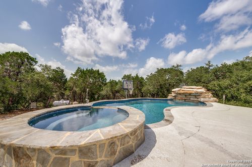 318 Private Road 1712, Mico, TX, 78056-5449 | Card Image