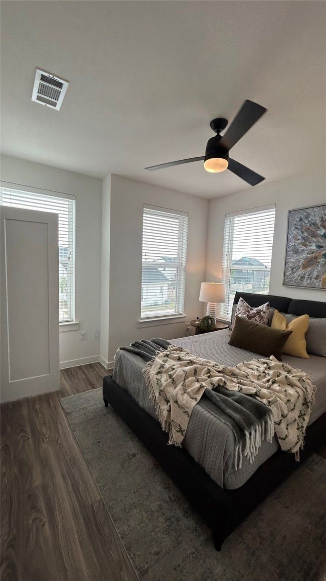 APT-1303 - 2205 N Bonnie Brae St, House other with 3 bedrooms, 3 bathrooms and null parking in Denton TX | Image 11