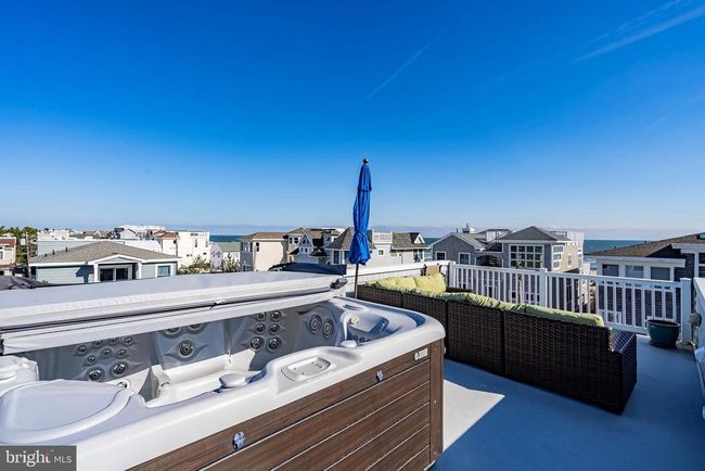 15 15 Th St, House other with 4 bedrooms, 4 bathrooms and null parking in Surf City NJ | Image 39