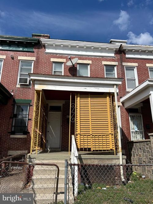 4002 W Franklin St, BALTIMORE, MD, 21229-2915 | Card Image