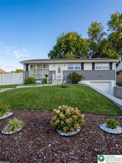 1314 N 16th St, Allentown, PA, 18102-1013 | Card Image