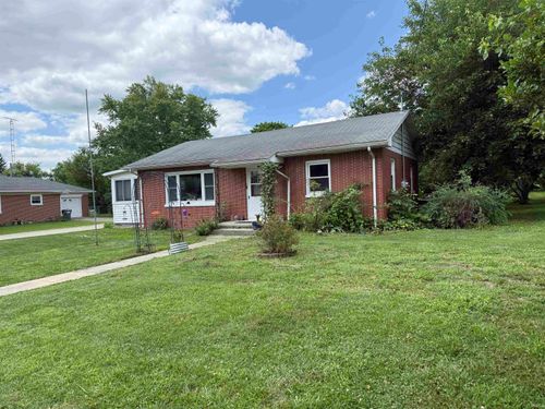 410 S Main Street, Farmland, IN, 47340 | Card Image