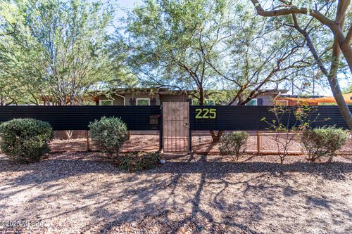 225 W 1st Street, Tucson, AZ, 85705 | Card Image