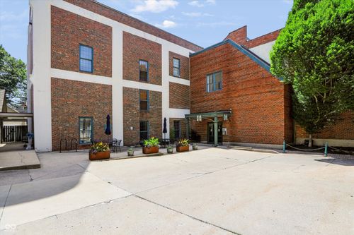 15-735 Lexington Ave, Indianapolis, IN, 46203-1000 | Card Image