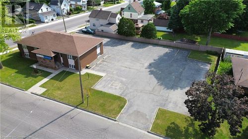 410 West St, Simcoe, ON, N3Y1T9 | Card Image